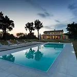Elettra 12&2 By Marche * San Costanzo