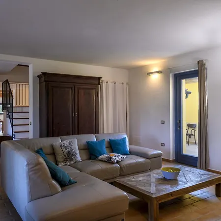 Elettra 12&2 By Marche Villa San Costanzo