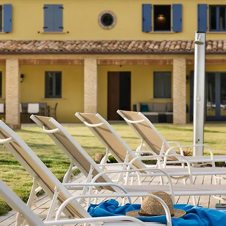 Elettra 12&2 By Marche * San Costanzo